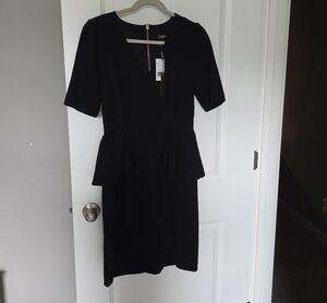 Alexia Admor Black Peplum Midi Dress
